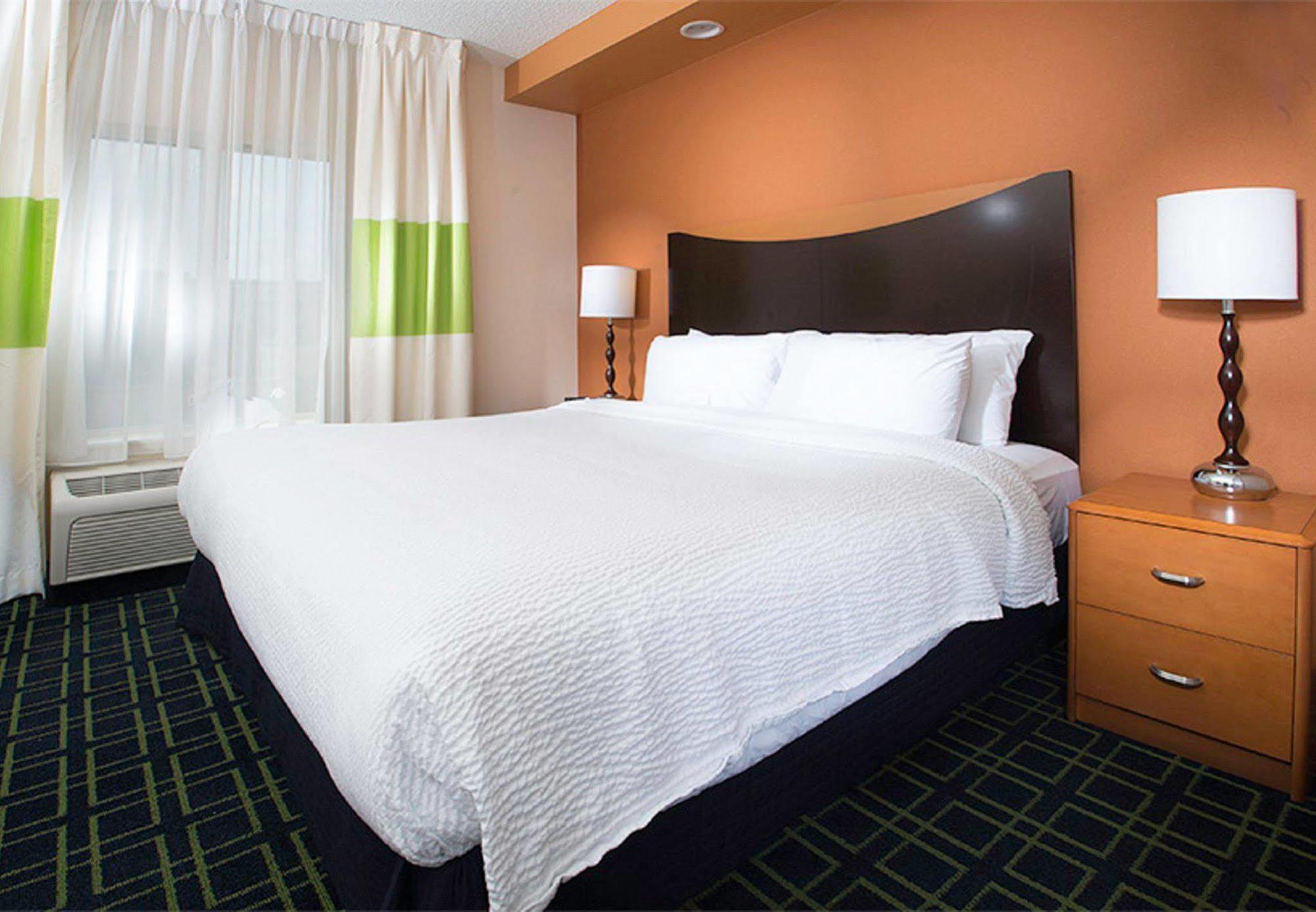 Fairfield & By Marriott Denver Tech Center/ South 3* Highlands Ranch